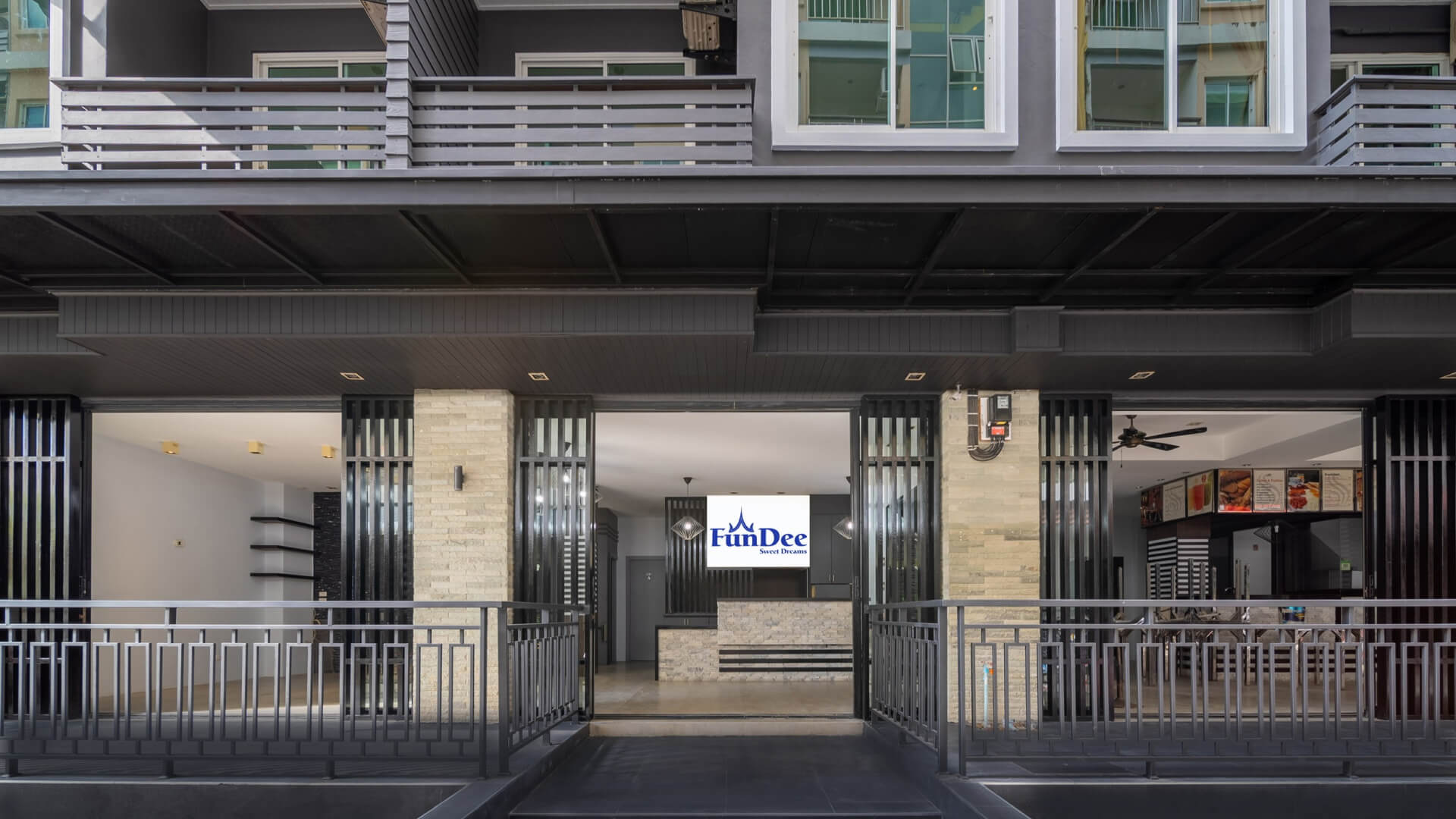 Fundee Boutique Hotel Slider 1